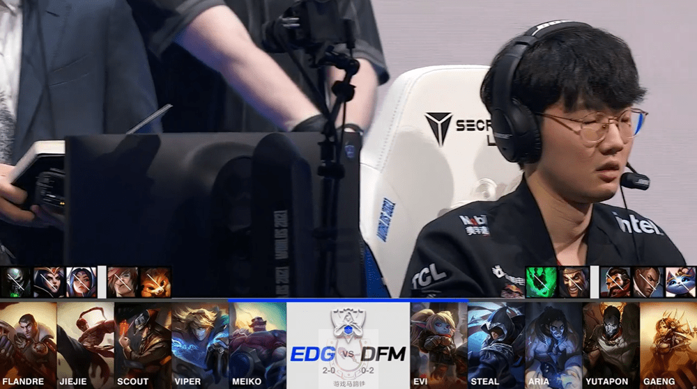 DFM绝杀EG，Scout打出惊人五杀宿敌对决成都决赛之夜，引爆全场热议