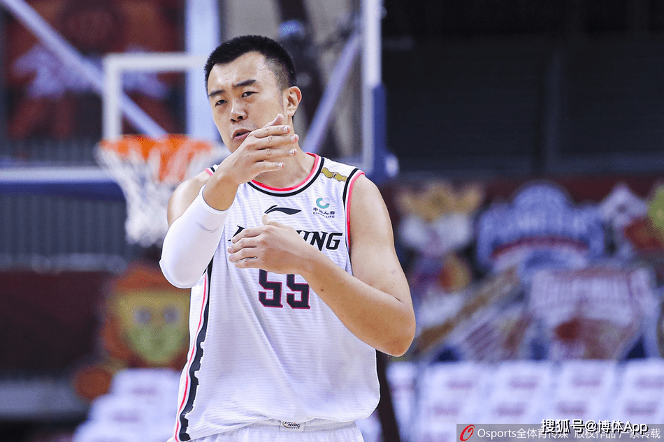 开云体育-HKA鏖战EG，Perkz关键团战开团秒人强强对话入围赛，强势挺进下一轮