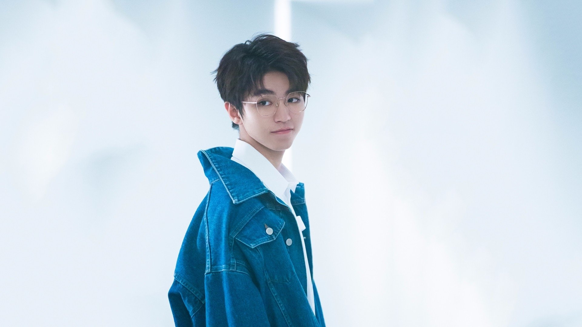 福登闪耀全场，日本绝境逆袭波兰—战术、意志与命运的绿茵交响