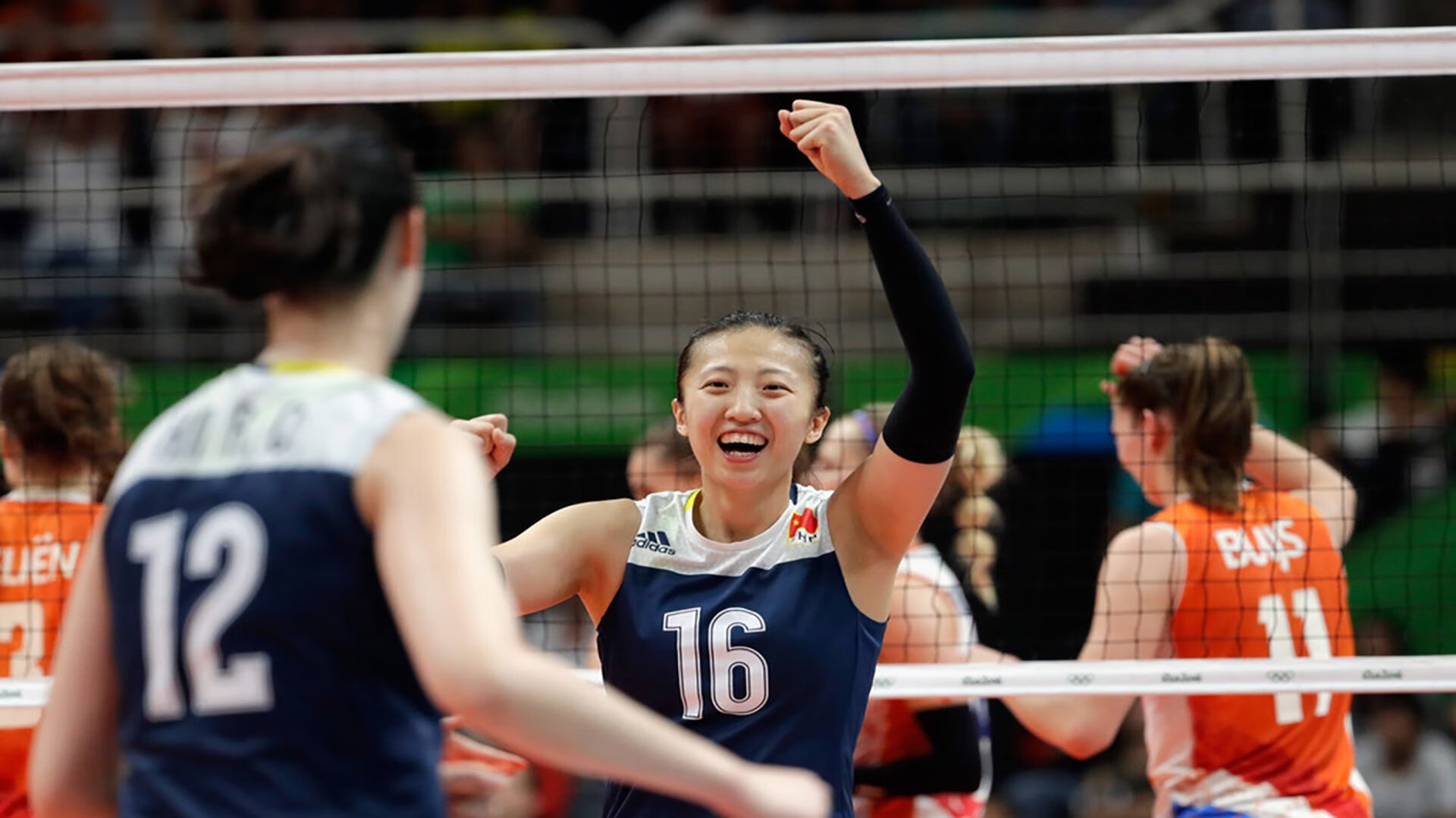 沙漠风暴席卷多哈，摩洛哥技压卡塔尔，维尼修斯一剑封喉引爆2026世界杯